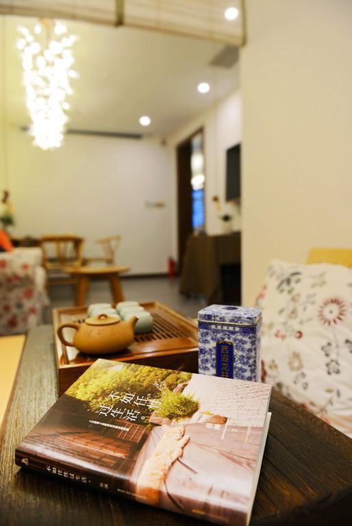 Hangzhou Puyu Travelling With Hotel エクステリア 写真
