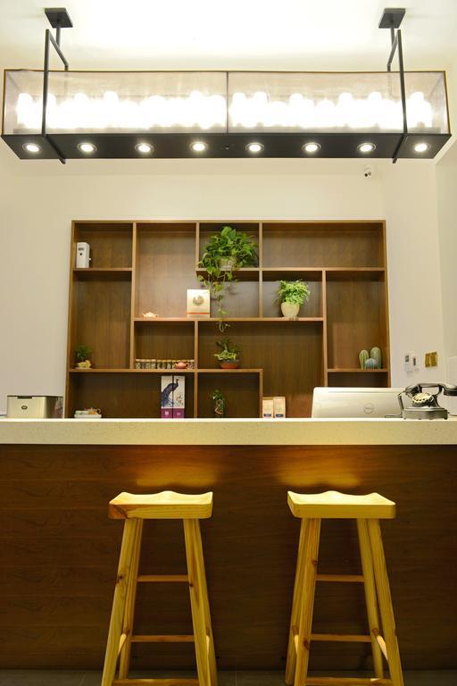 Hangzhou Puyu Travelling With Hotel エクステリア 写真