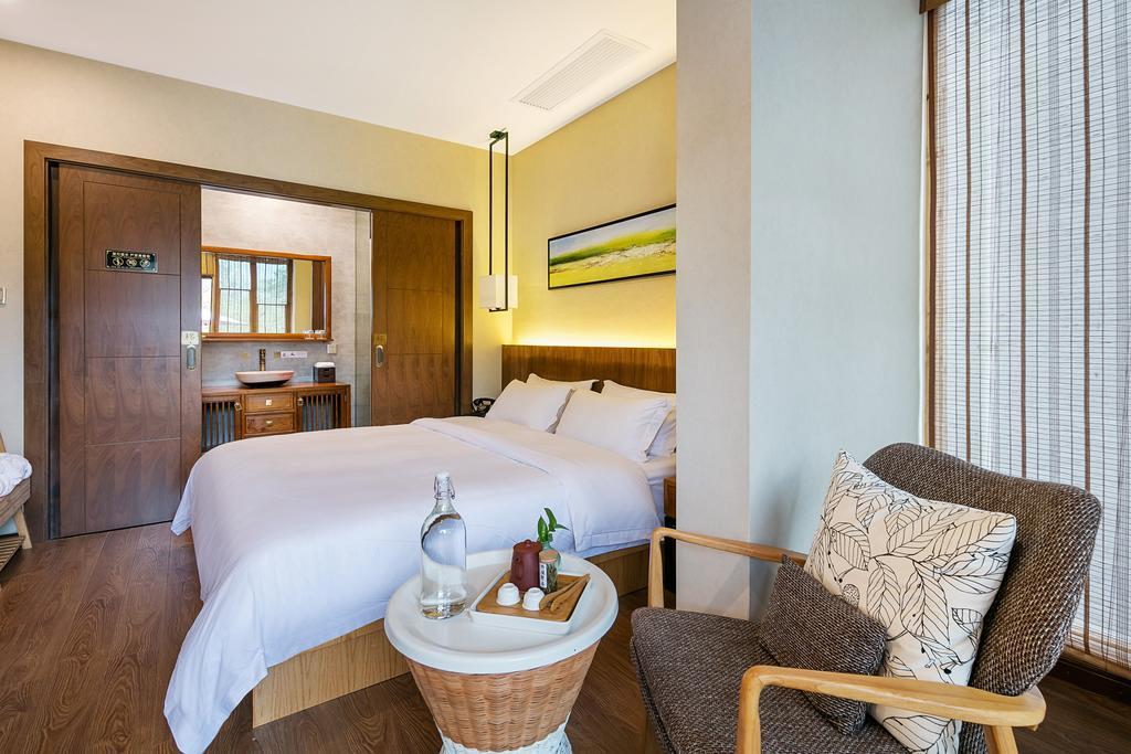 Hangzhou Puyu Travelling With Hotel エクステリア 写真